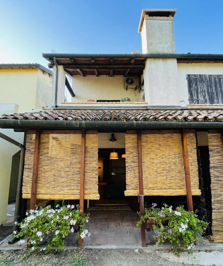 Borgo Del Nibbio Apartment Porto Levante Exterior photo
